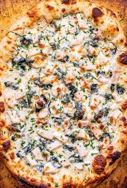 Pizza chicken alfredo